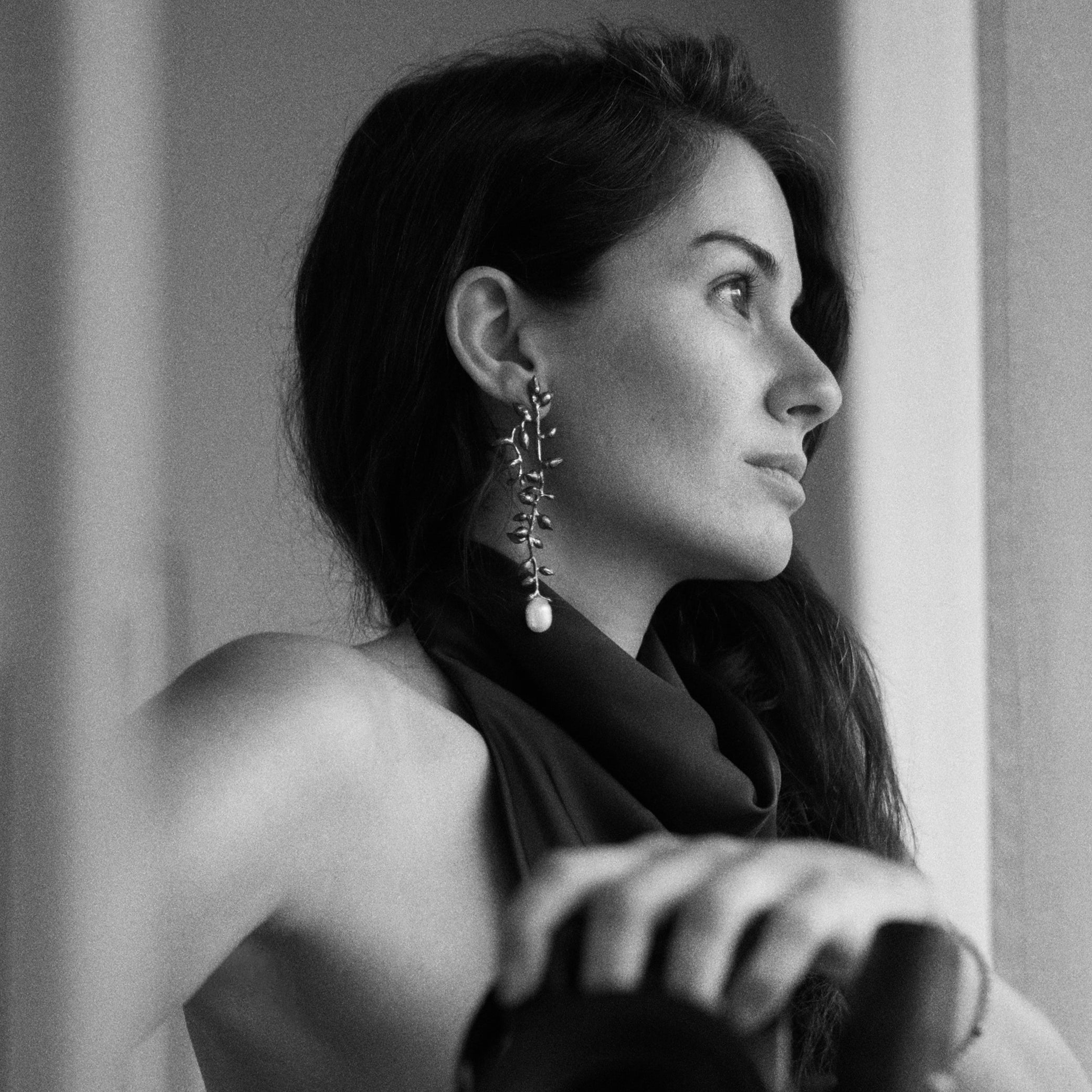 Black Bloom Earrings