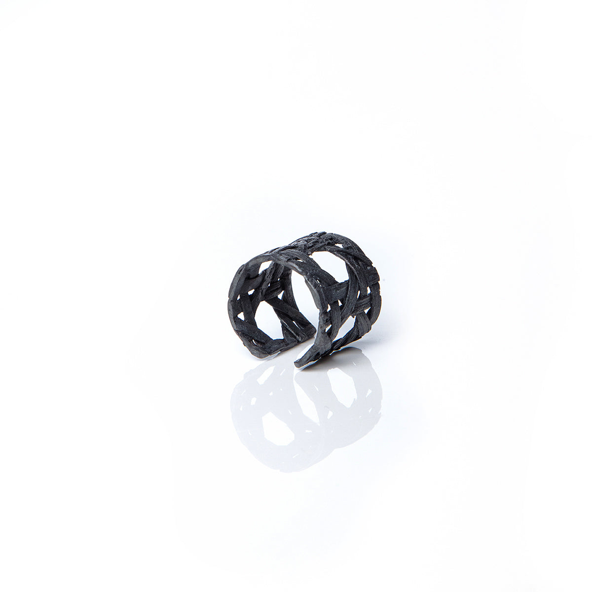 Haikem Rind Black Khaizaran Ring | Jewellery | Alexandra Hakim