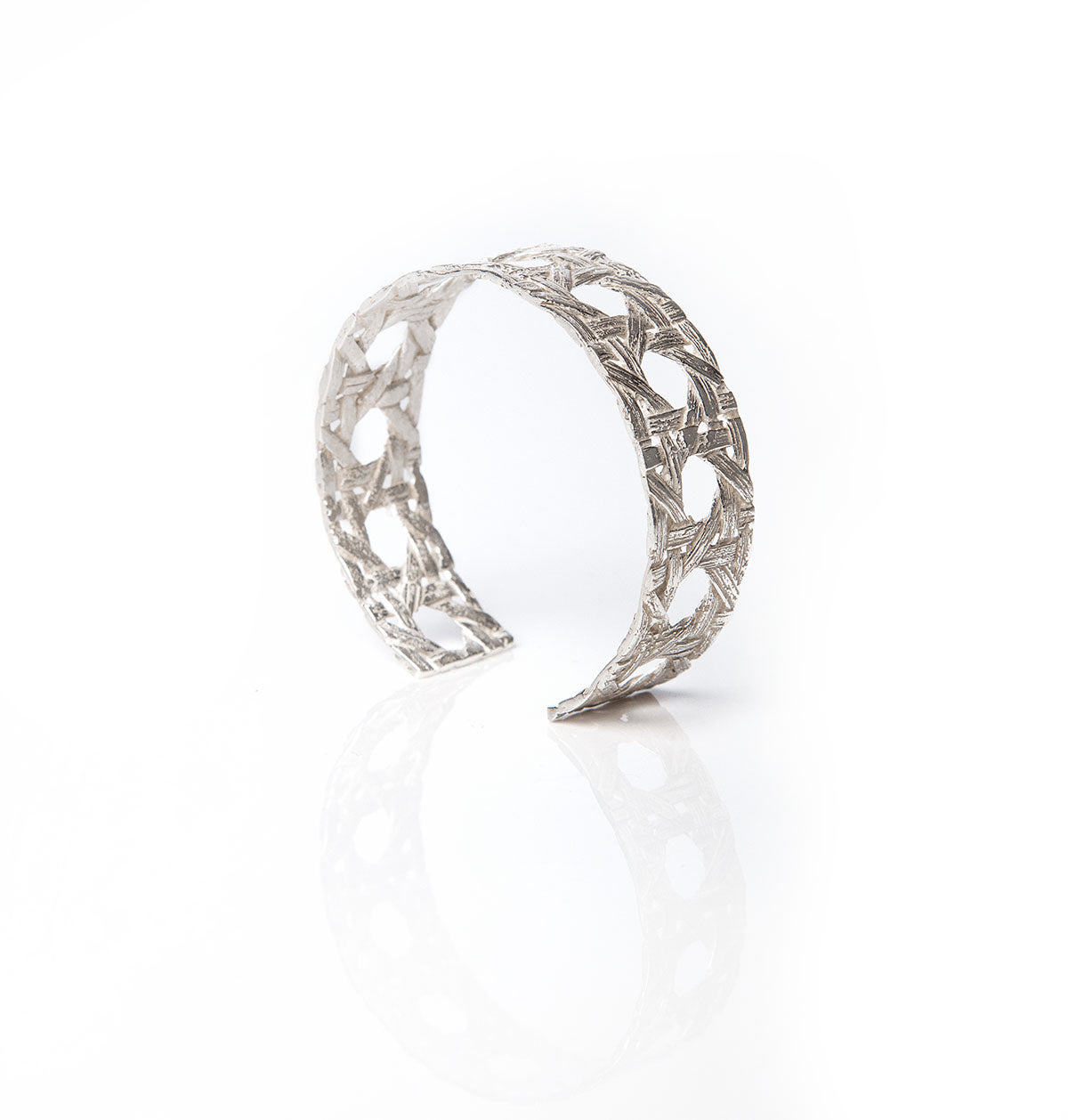 Silver-Khaizaran-Cuff-Alexandra-Hakim-Jewellery